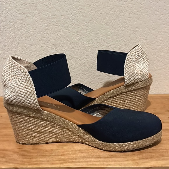 Anouka Espadrille Wedge - Andre Assous - Picture 3 of 5